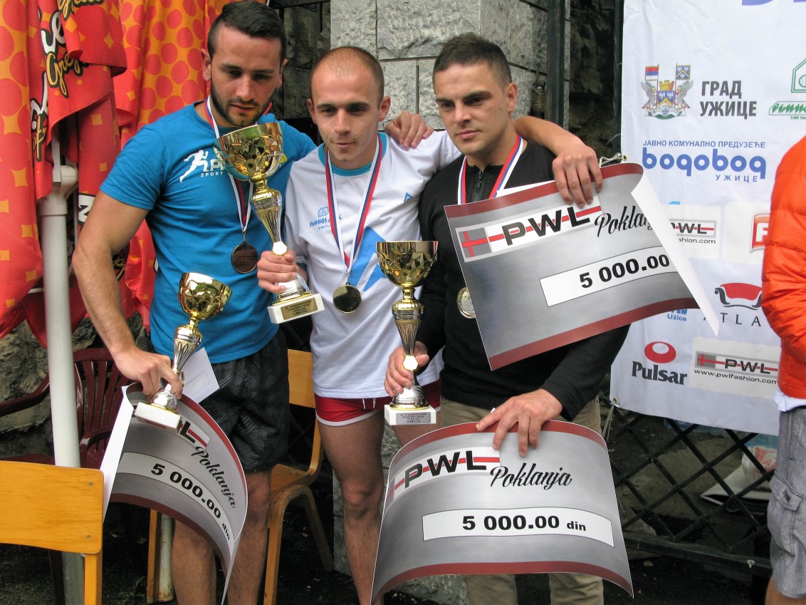 Skokovi u vodu sa železničkog mosta Užice 2016.