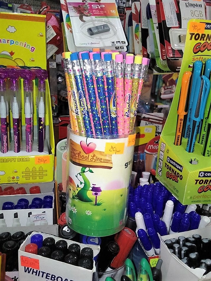 grafitna olovka sa šljkoicama